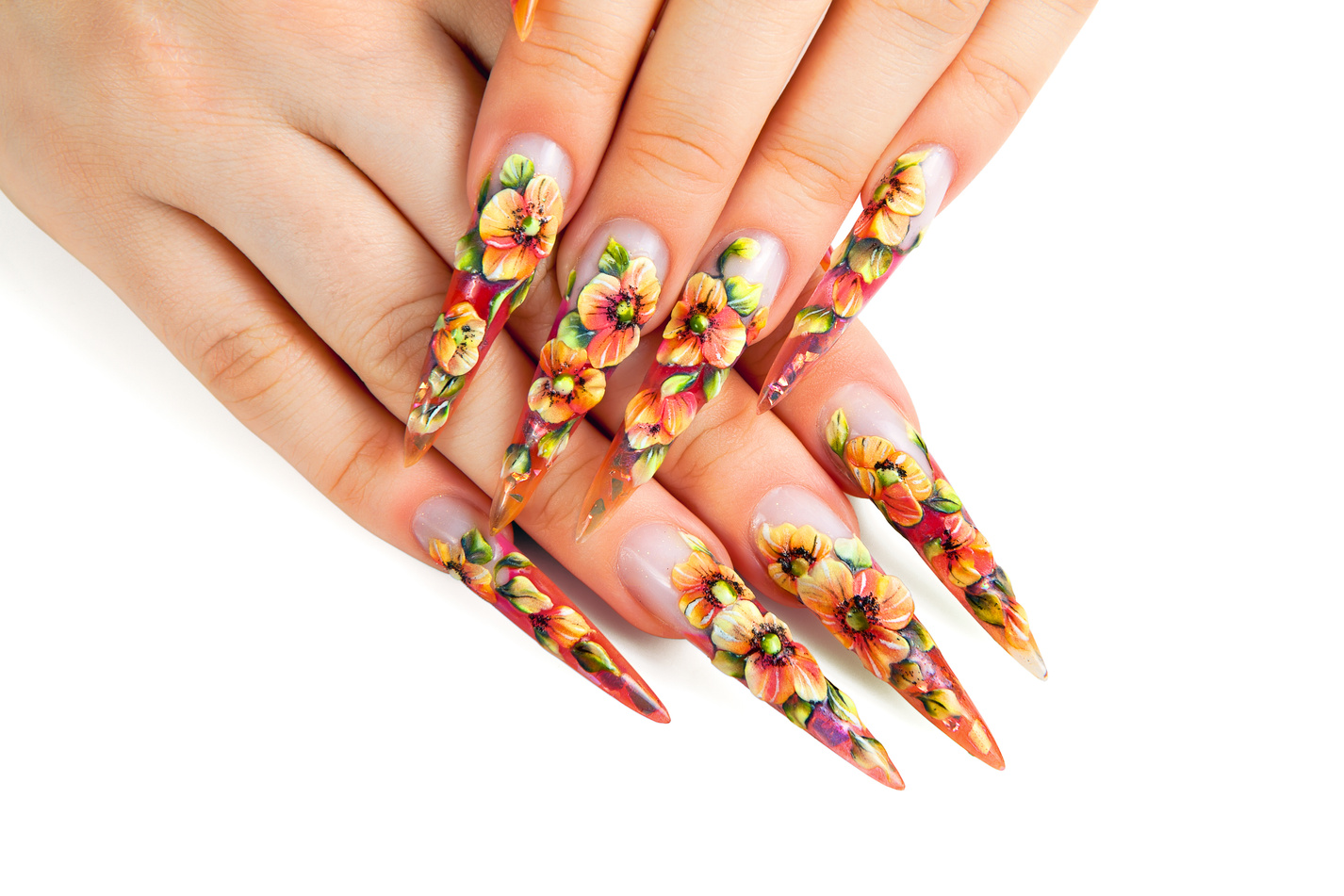 Beauty floral design nails.